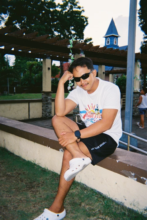 *Ber Month Photos - Quiet frames, grain, and light. Tap a photo to see details and leave a like.